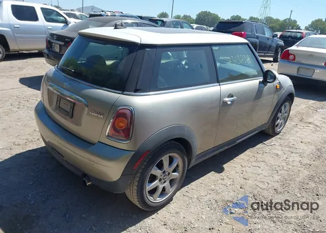 2007 Mini Cooper из США, поврежденный, VIN WMWMF335X7TT55434